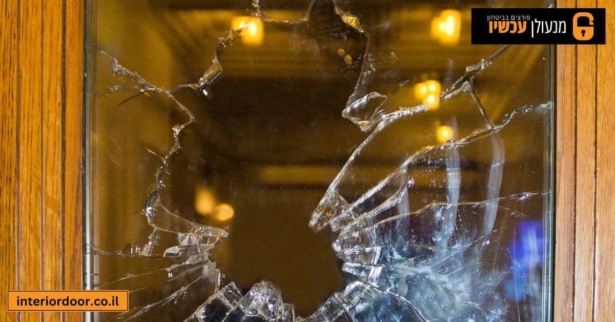 תיקון זכוכית שבורה בדלת זכוכית ביהודה ושומרון